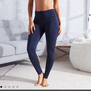 Aerie navy leggings